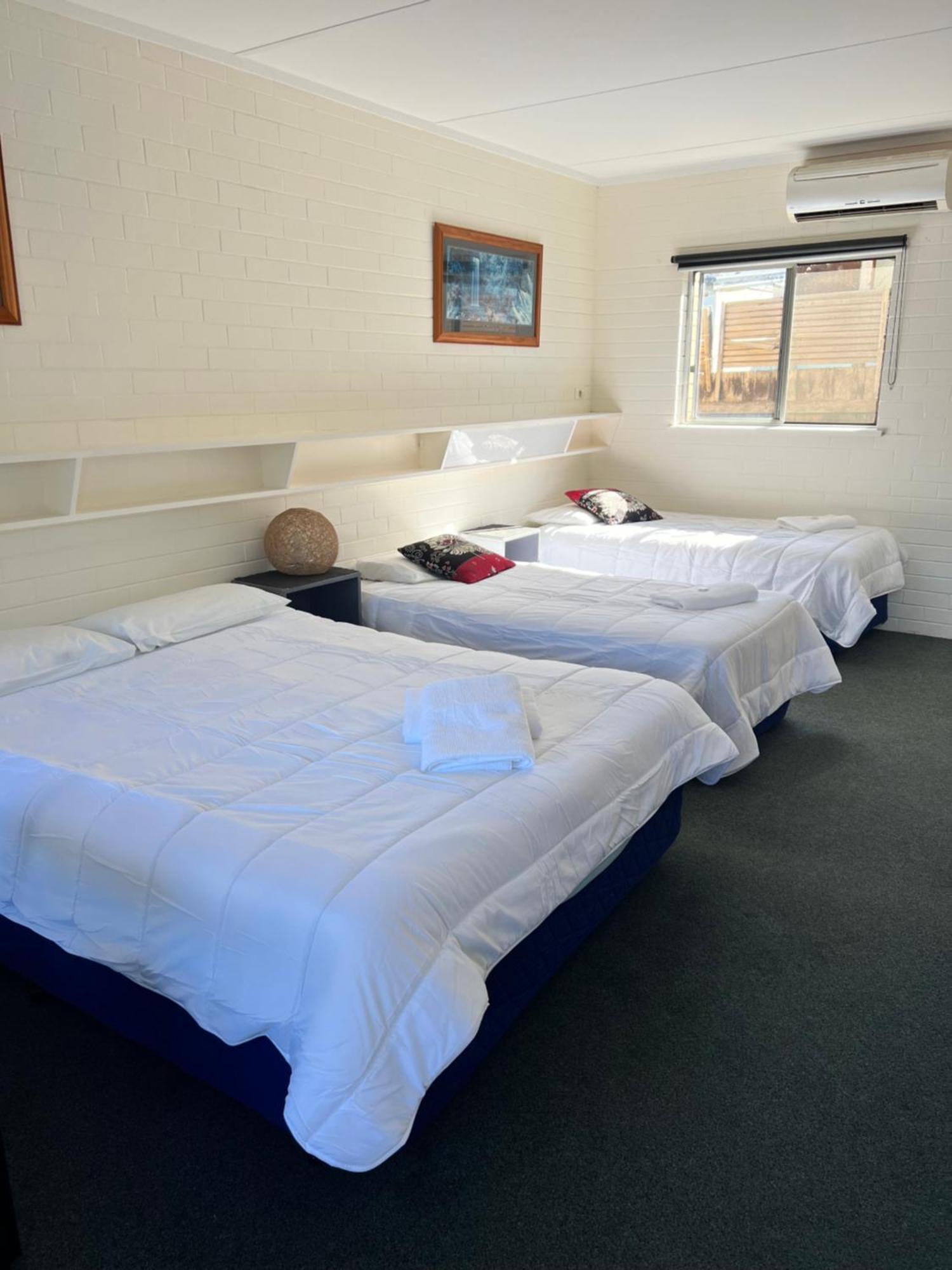 Bairnsdale Town Central Motel Екстер'єр фото