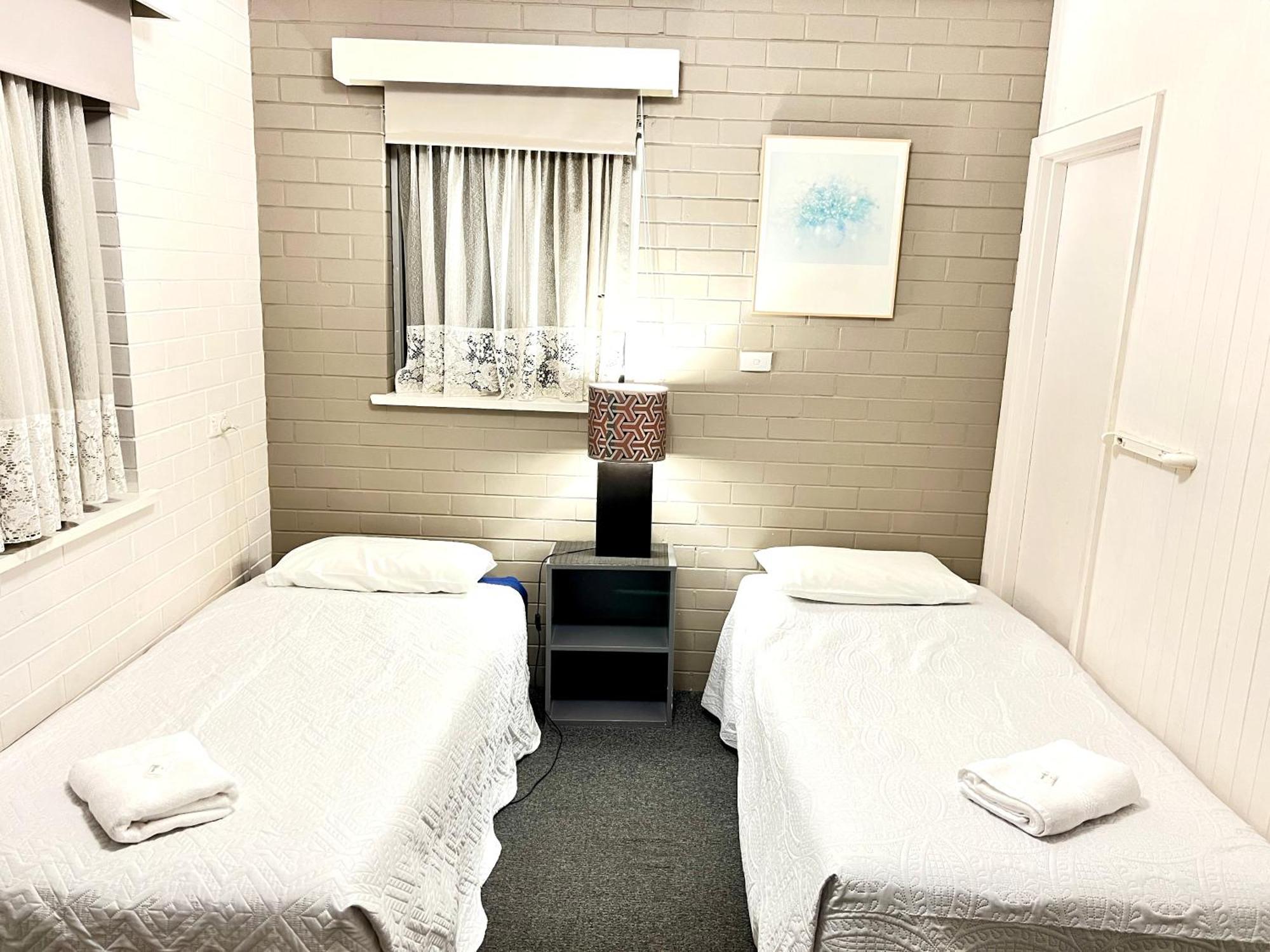 Bairnsdale Town Central Motel Екстер'єр фото
