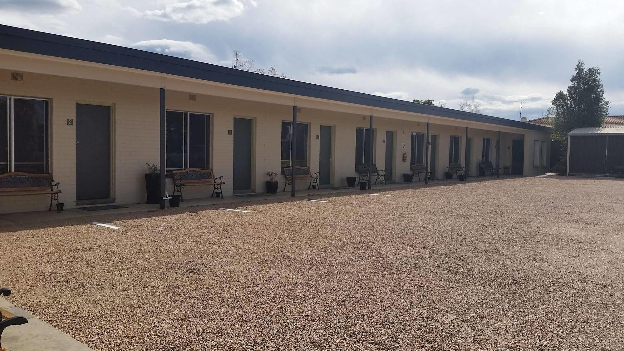 Bairnsdale Town Central Motel Екстер'єр фото