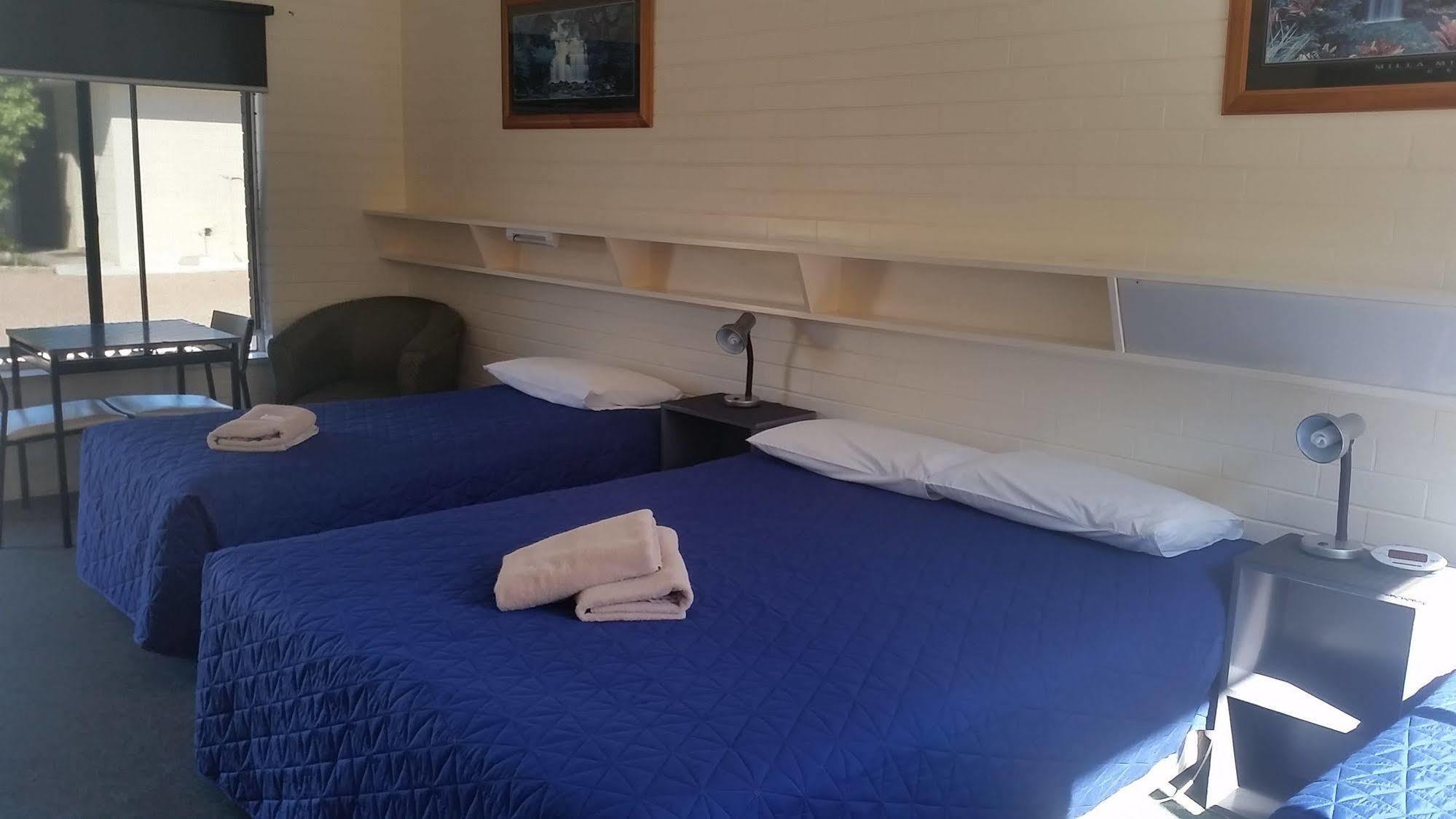 Bairnsdale Town Central Motel Екстер'єр фото